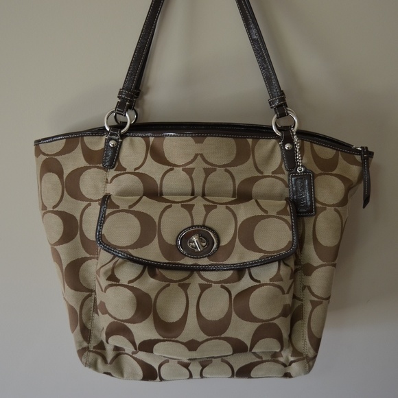 Coach Handbags - Coach tote bag
